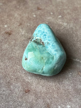 Load image into Gallery viewer, Larimar 1
