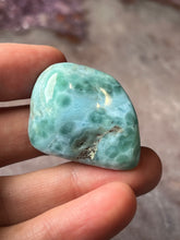 Load image into Gallery viewer, Larimar 4