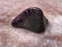 Load image into Gallery viewer, sugilite tumbled 12