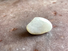 Load image into Gallery viewer, Jade Lunar - One (x1) small tumble