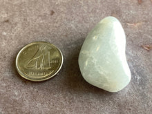 Load image into Gallery viewer, Jade Lunar - One (x1) small tumble