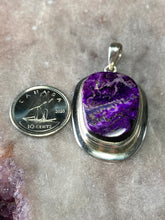 Load image into Gallery viewer, Sugilite pendant 37
