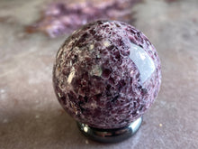 Load image into Gallery viewer, Lepidolite sphere 40mm 4
