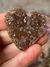 Load image into Gallery viewer, Amethyst heart
