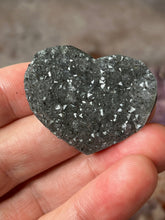 Load image into Gallery viewer, amethyst druzy heart 3
