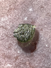 Load image into Gallery viewer, Moldavite 75
