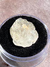 Load image into Gallery viewer, Phenakite crystal 7
