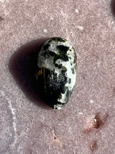 Load image into Gallery viewer, Phenakite polished 14
