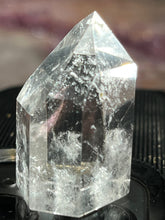 Load image into Gallery viewer, Rose gold tyndall quartz 4
