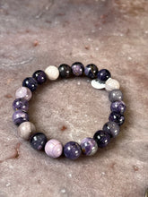 Load image into Gallery viewer, Tiffany stone bracelet medium
