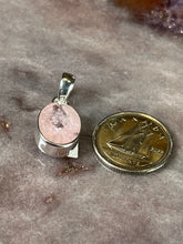 Load image into Gallery viewer, Morganite pendant
