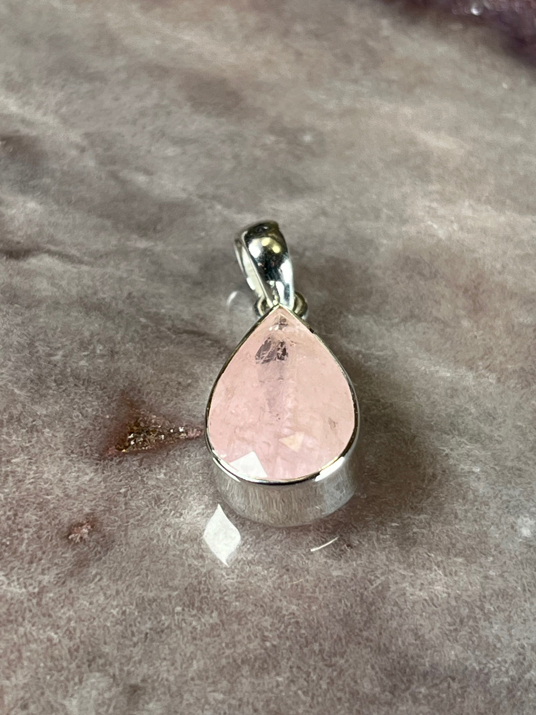 Morganite pendant 2