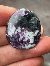 Load image into Gallery viewer, Kammererite and Serpentine tumble
