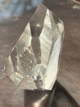 Load image into Gallery viewer, Lemurian portal Columbian 2 LC2
