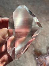 Load image into Gallery viewer, Lemurian portal Columbian 6 LC6
