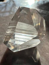 Load image into Gallery viewer, Lemurian portal Columbian 14 LC14
