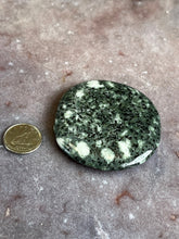 Load image into Gallery viewer, Preseli Bluestone palmstone
