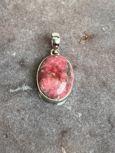 Thulite pendant 2