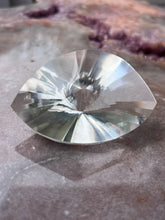 Load image into Gallery viewer, Lemurian spiral portal 7 P7
