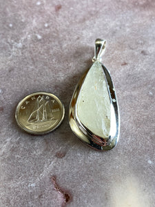 Libyan desert glass pendant 15