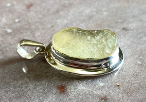 Libyan desert glass pendant 12