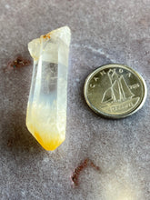 Load image into Gallery viewer, Mango quartz 15

