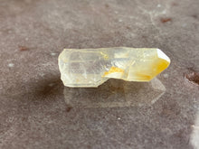 Load image into Gallery viewer, Mango quartz 3
