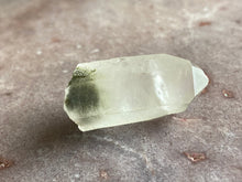 Load image into Gallery viewer, Forest crystal 30
