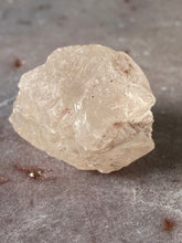 Load image into Gallery viewer, Nirvana Quartz self-healed 25
