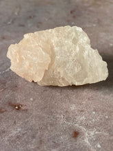 Load image into Gallery viewer, Nirvana Quartz 26
