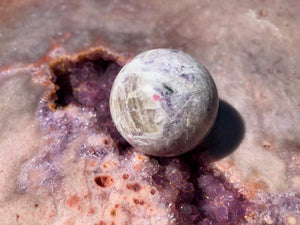 pegmatite sphere 40mm #3