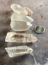 Load image into Gallery viewer, Lemurian crystal 38 - x1 (one) small pink point
