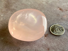 Load image into Gallery viewer, Rose Quartz palmstone 4
