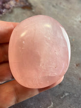 Load image into Gallery viewer, Rose Quartz palmstone 2
