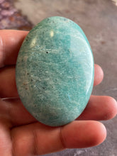 Load image into Gallery viewer, Amazonite palmstone 7
