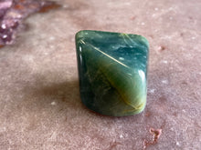 Load image into Gallery viewer, Jade - blue green 23
