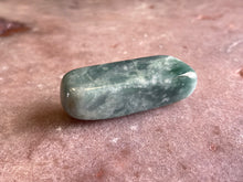 Load image into Gallery viewer, Jade - blue green 24
