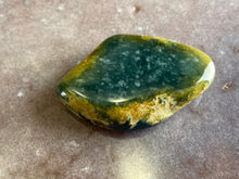 Load image into Gallery viewer, Jade - blue green 32
