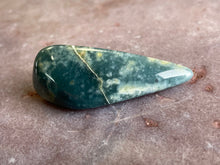 Load image into Gallery viewer, Jade - blue green 56
