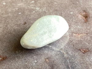 Jade Lunar - One (x1) small tumble
