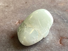 Load image into Gallery viewer, Jade Lunar 21
