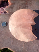 Load image into Gallery viewer, Rose quartz crescent moon

