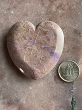 Load image into Gallery viewer, Jade purple &amp; pink heart 20
