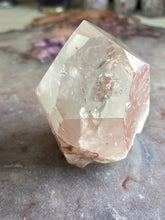 Load image into Gallery viewer, Scarlet Quartz 33

