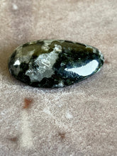 Load image into Gallery viewer, Phenakite from Russia #4
