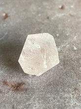 Load image into Gallery viewer, morganite freeform 6

