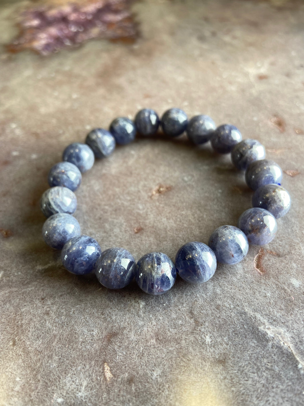 iolite stretchy bracelet