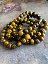 Load image into Gallery viewer, tigers eye stretchy bracelet
