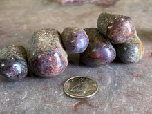 Load image into Gallery viewer, Star sapphire crystal
