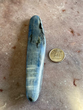 Load image into Gallery viewer, Kyanite 4
